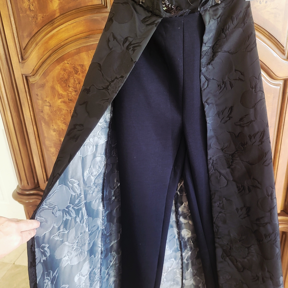 NWT VENUS Black Strapless Retro Sequin Jumpsuit with Floral Overlay Skirt Size 2 - Picture 5 of 6